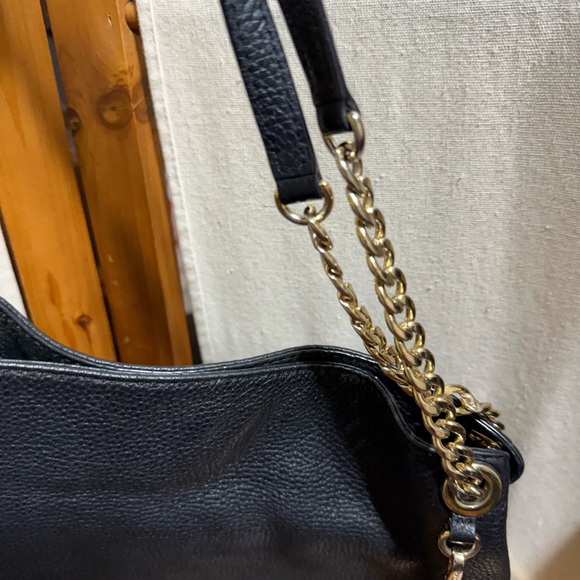 Michael Kors pebble leather shoulder bag - Picture 4 of 15